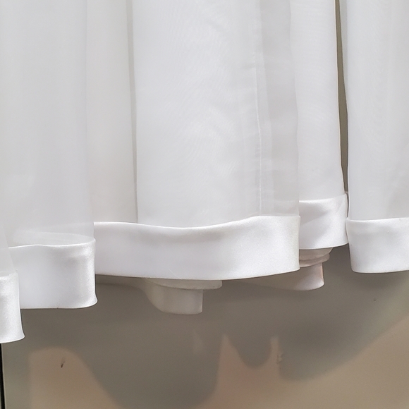 Communion dress - Picture 4 of 4